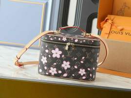 Picture of Louis Vuitton Handbags _SKUfw200955547fw